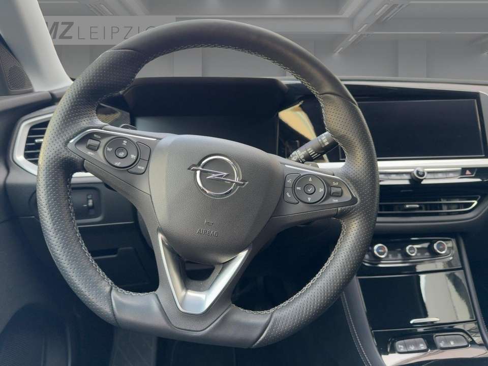 Opel Grandland - Imagem 11