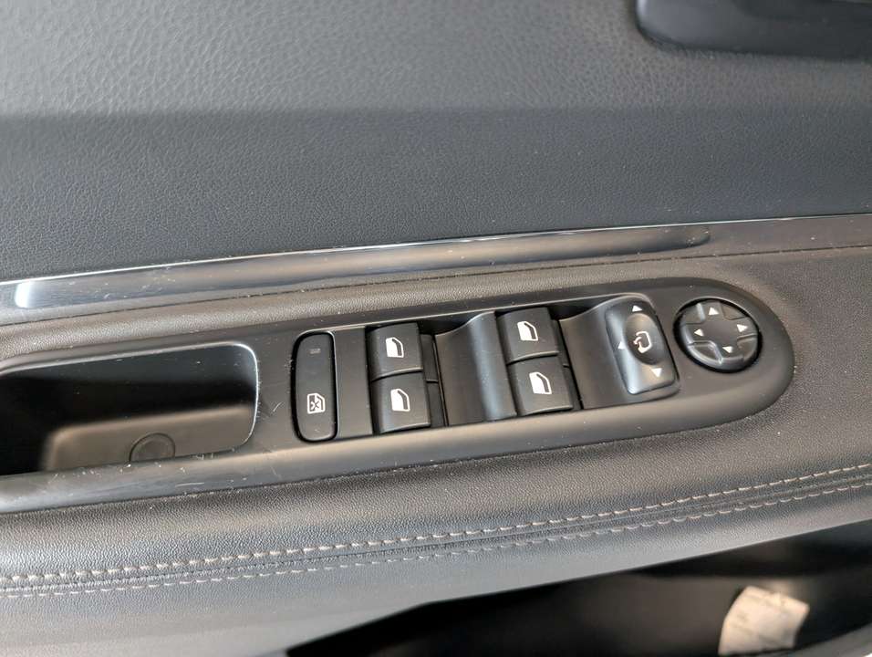 Peugeot 3008 - Imagem 8