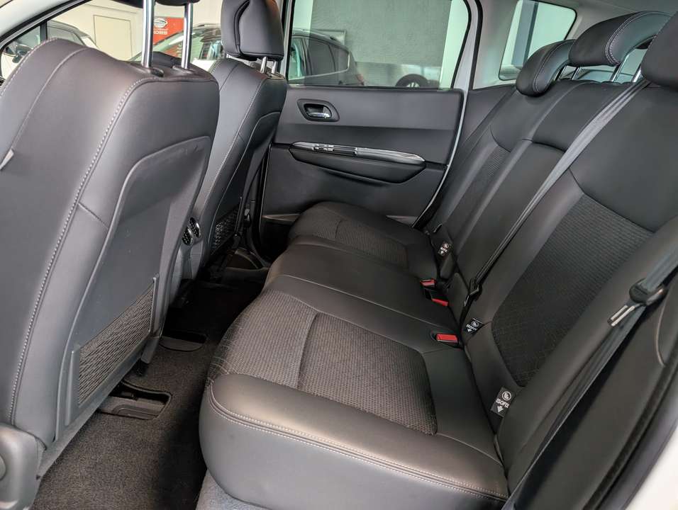 Peugeot 3008 - Imagem 9