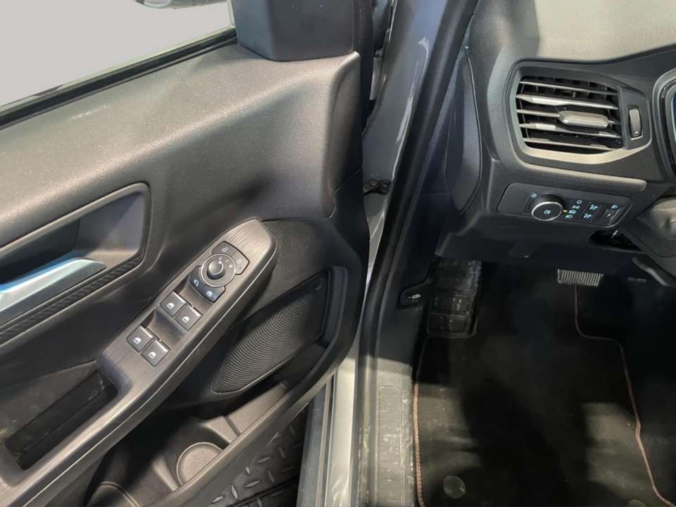 Car picture 11