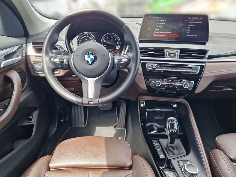Car picture 9