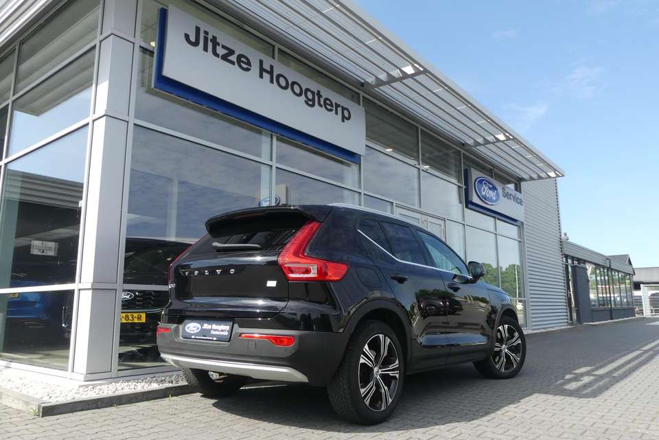 Volvo XC40 - Imagem 2