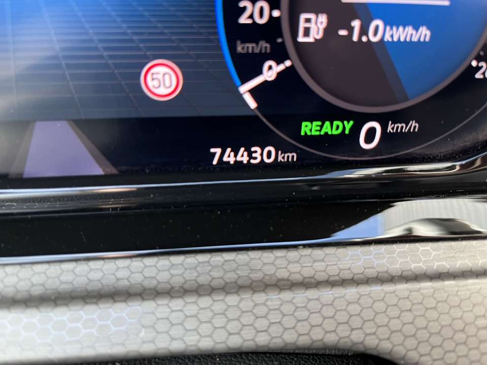 Volkswagen Golf GTE - Imagem 6