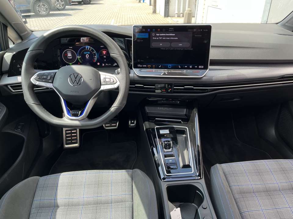 Volkswagen Golf GTE - Imagem 7