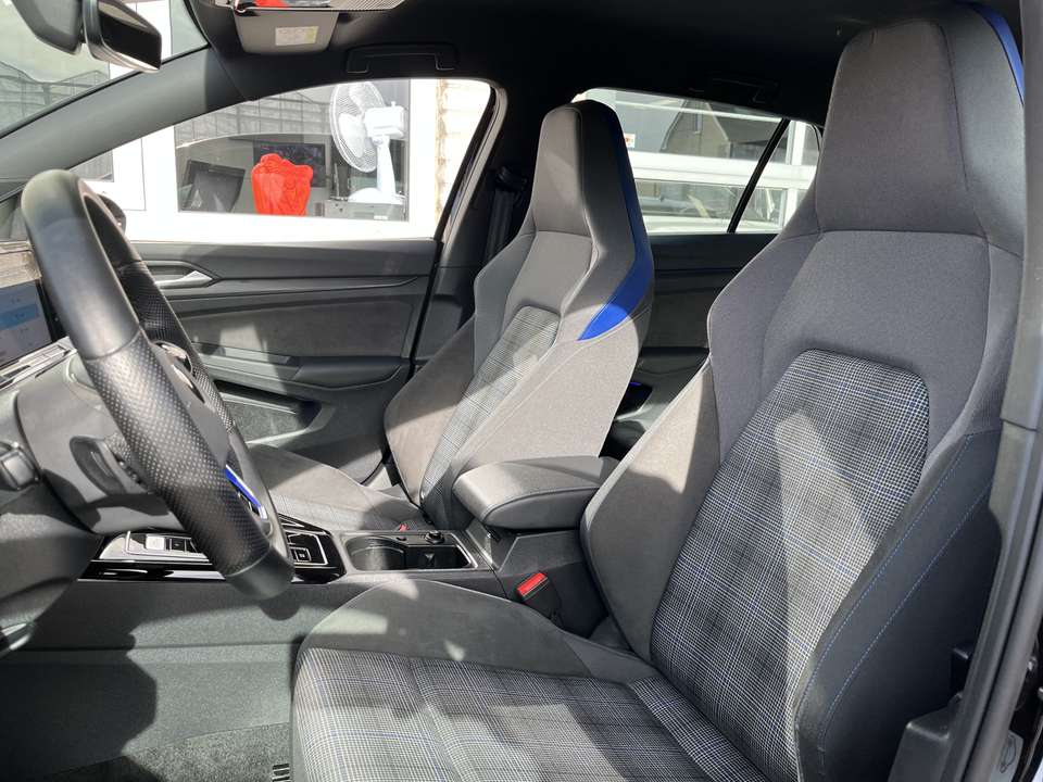Volkswagen Golf GTE - Imagem 8