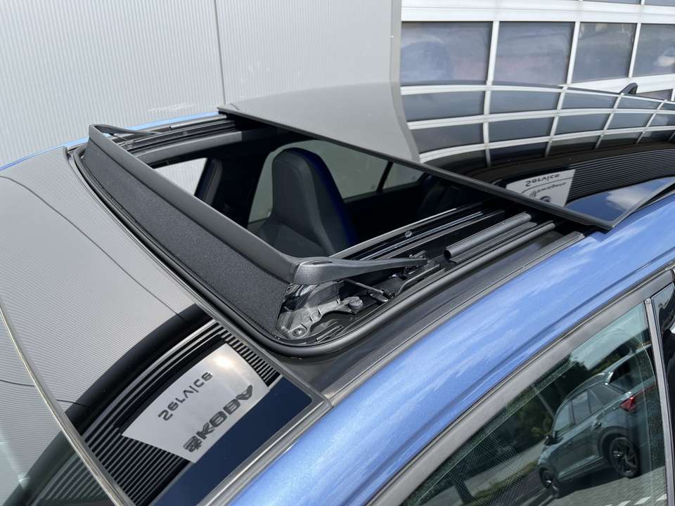 Volkswagen Golf GTE - Imagem 10