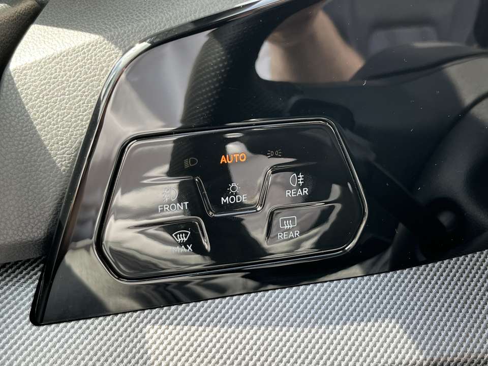 Volkswagen Golf GTE - Imagem 13