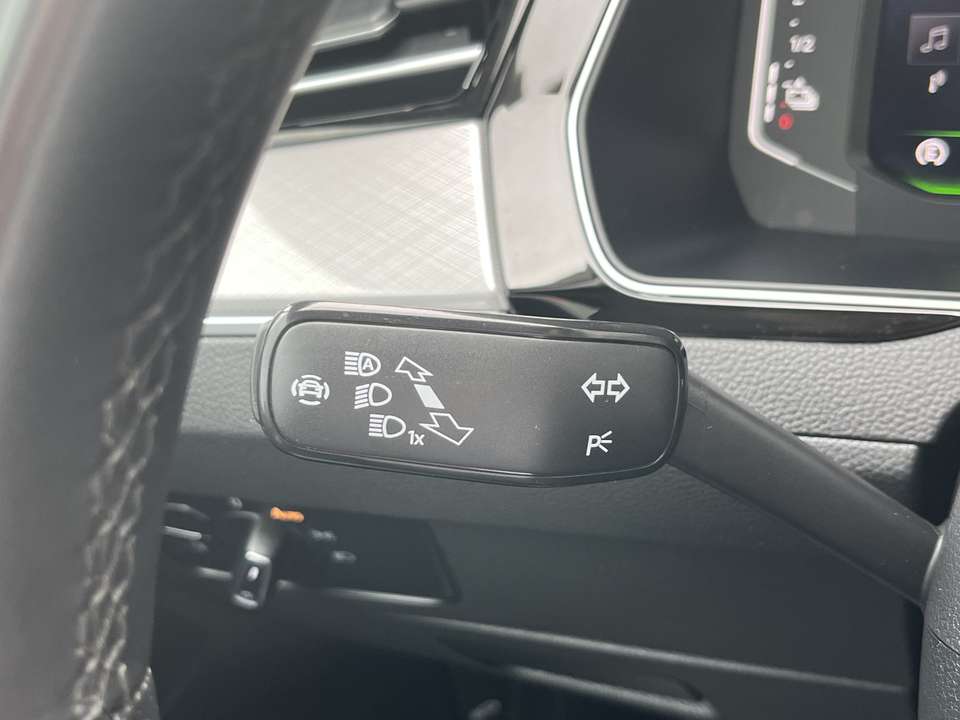 Volkswagen Passat Variant - Imagem 15