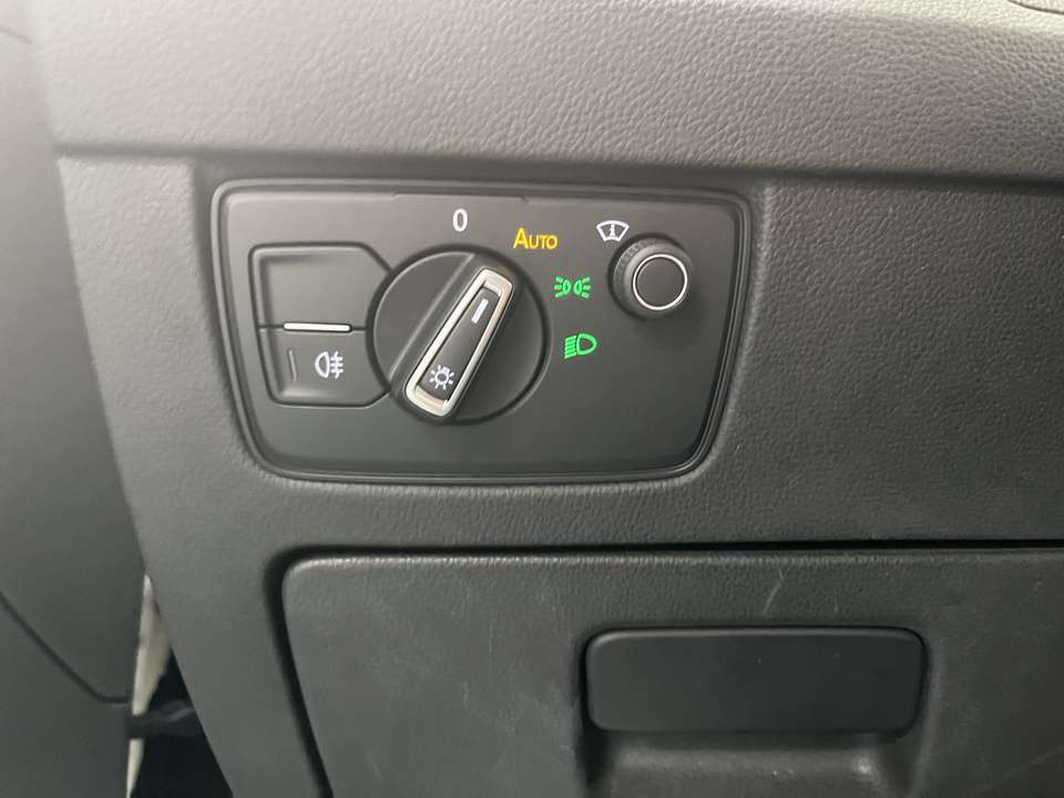 Volkswagen Passat Variant - Imagem 13