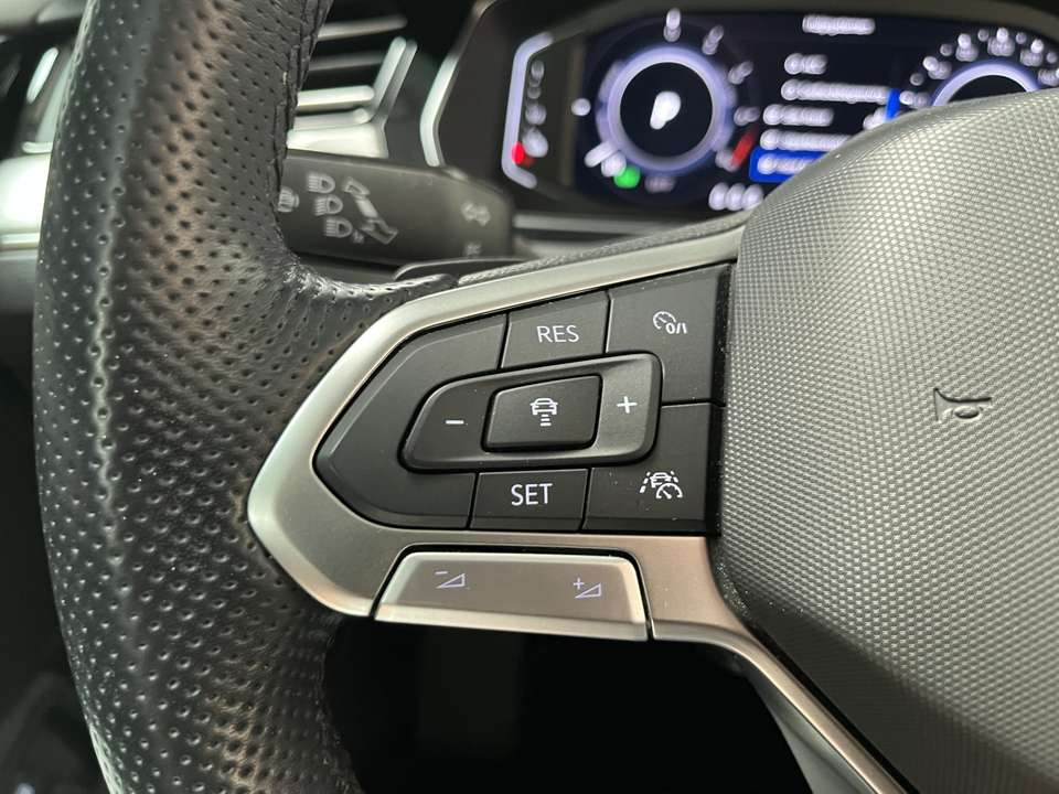 Volkswagen Passat Variant - Imagem 15