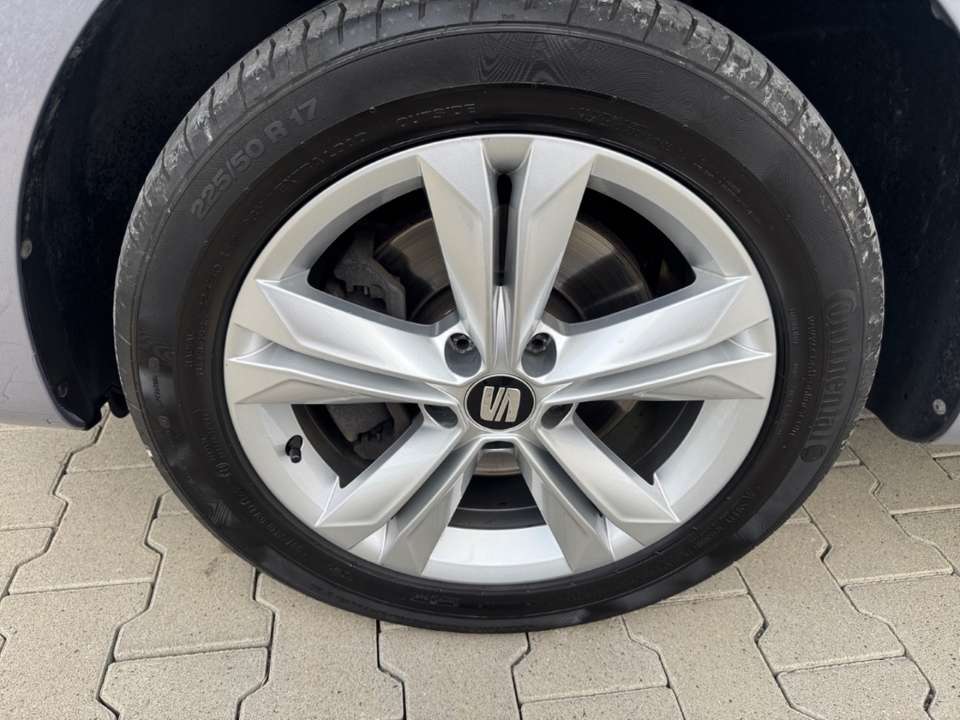 SEAT Alhambra - Imagem 11
