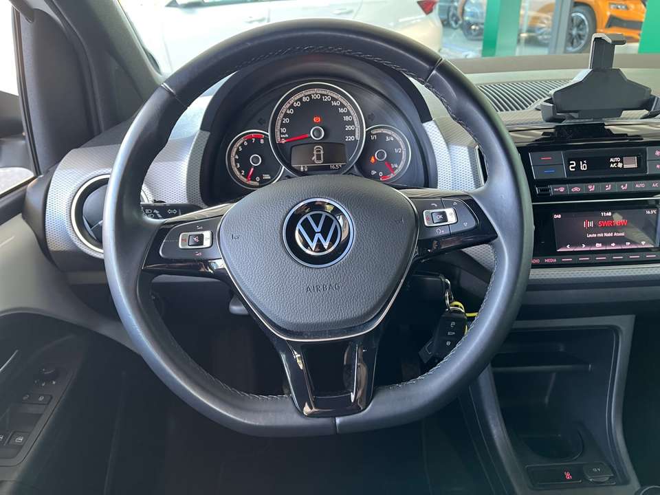 Volkswagen up! - Imagem 12