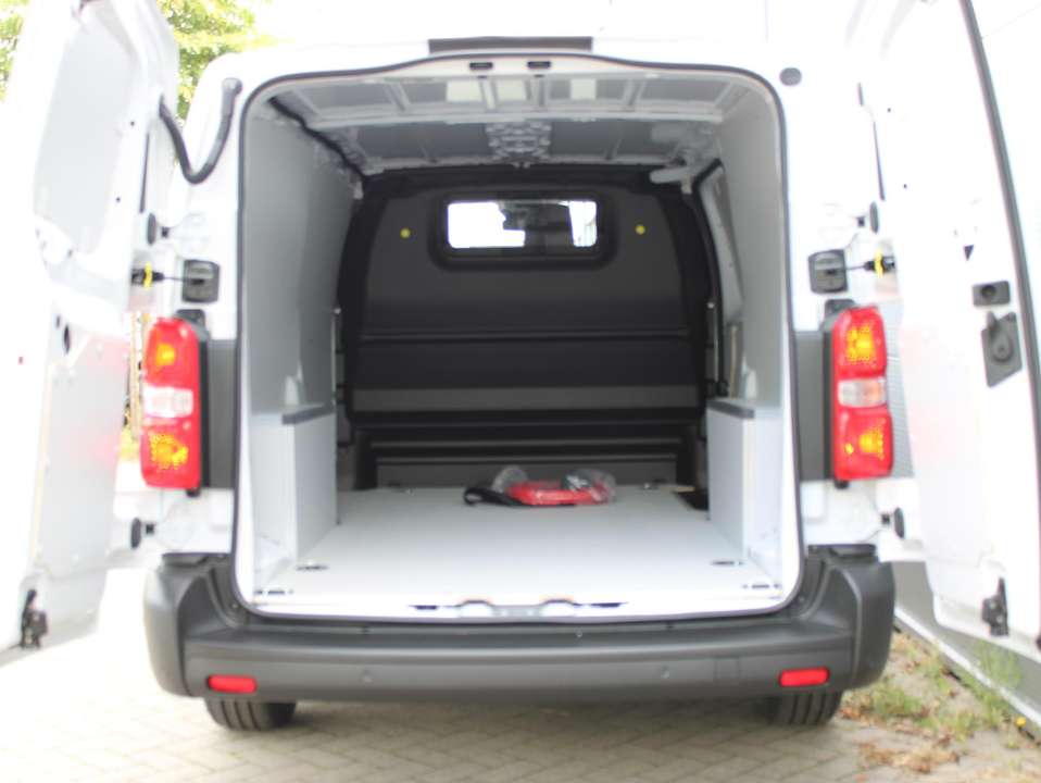 Opel Vivaro-e - Imagem 13