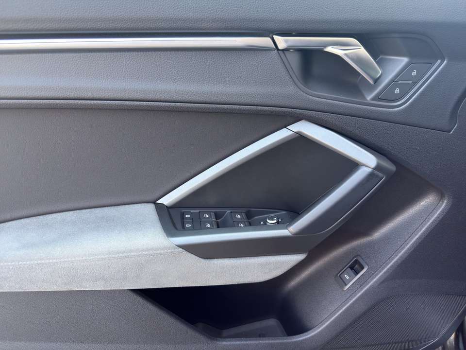 Audi Q3 - Imagem 13