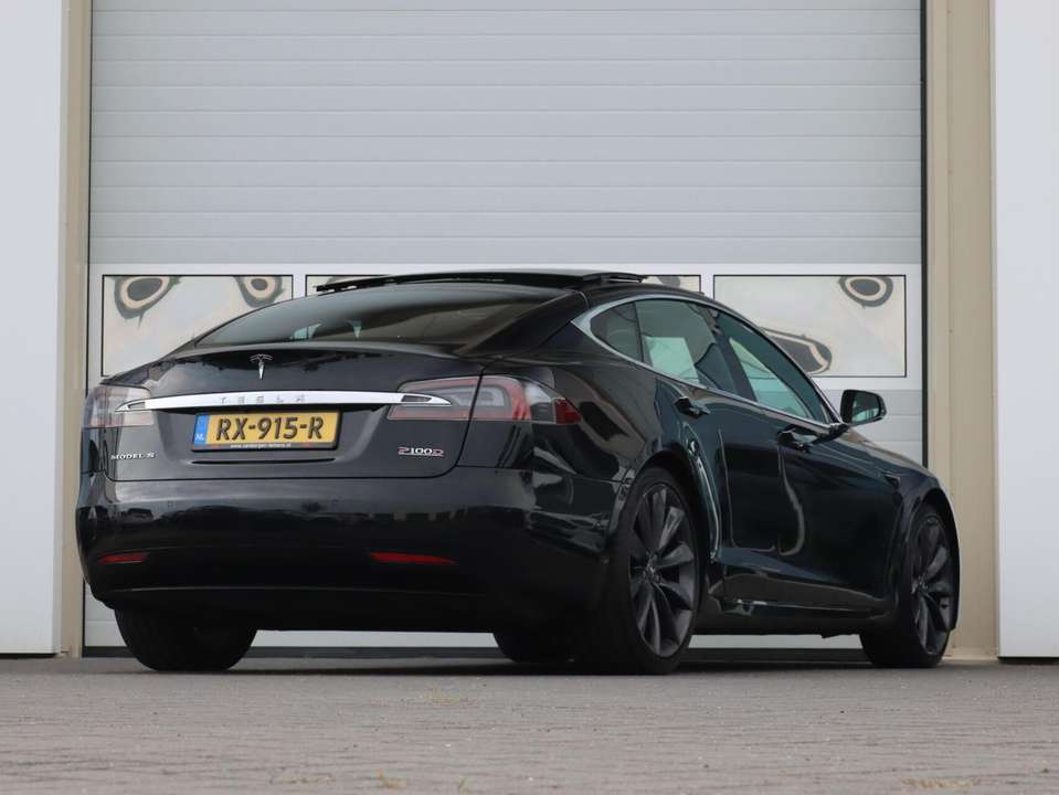 Tesla Model S - Imagem 3