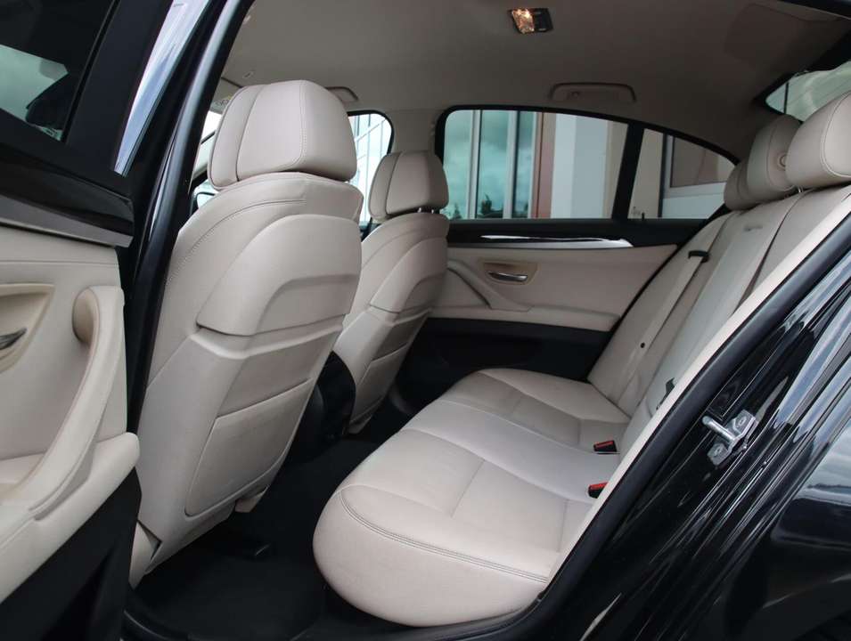 BMW 528 - Imagem 6