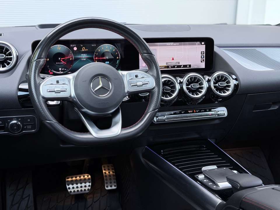 Mercedes-Benz GLA 250 - Imagem 12