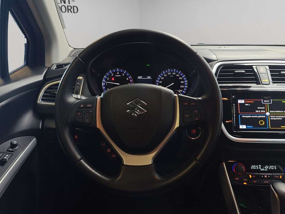 Suzuki SX4 S-Cross - Imagem 10