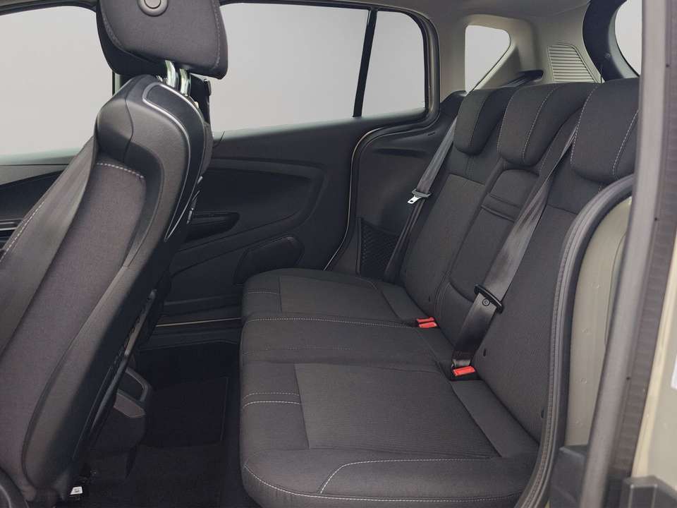 Ford B-Max - Imagem 12
