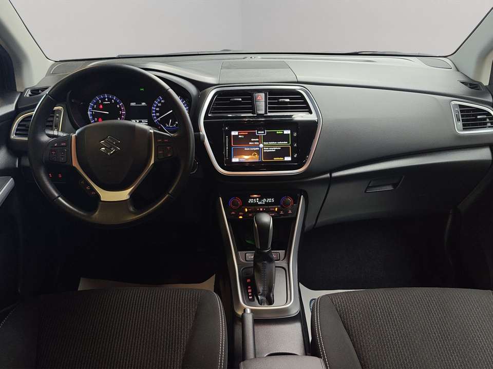 Suzuki SX4 S-Cross - Imagem 13