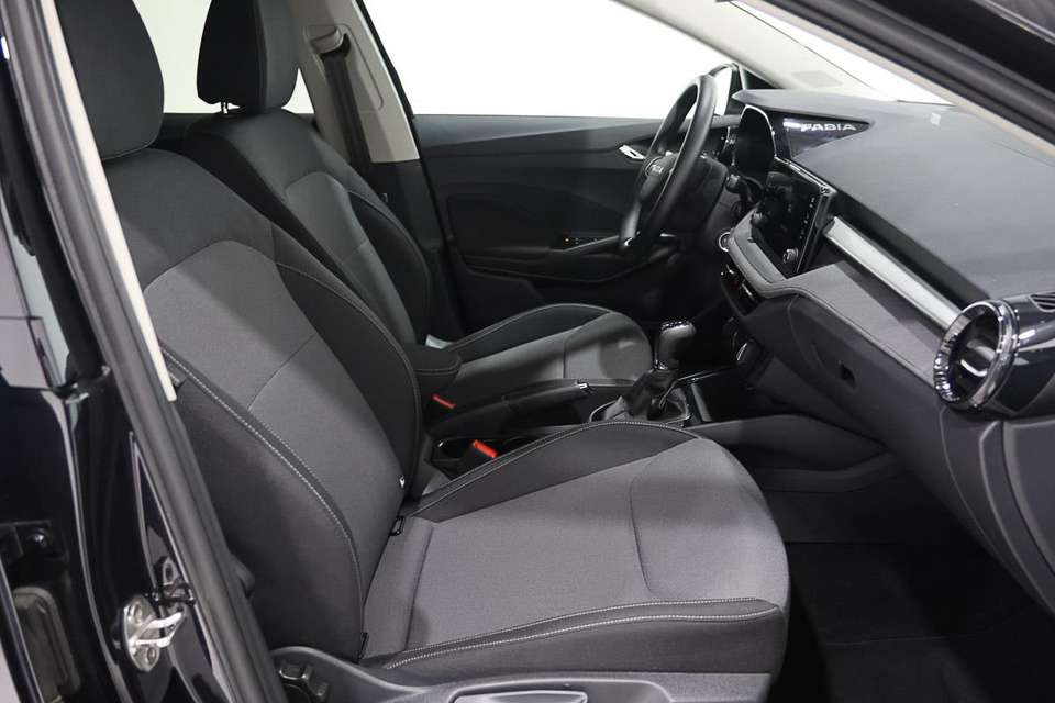 Skoda Fabia - Imagem 8