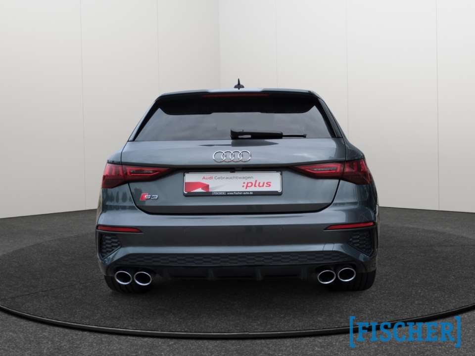 Audi S3 - Imagem 6