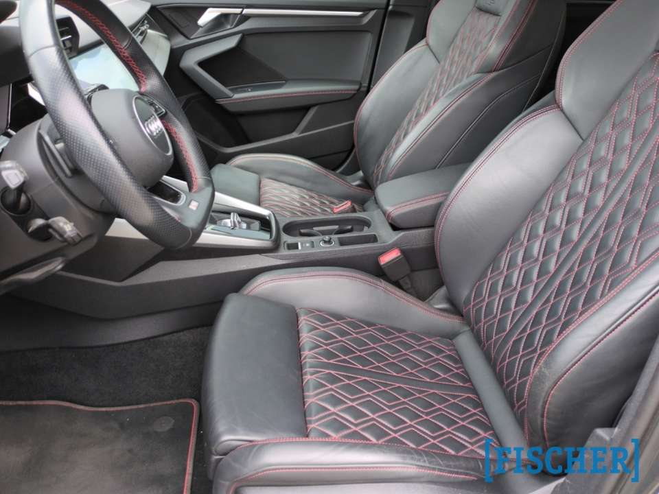 Audi S3 - Imagem 13