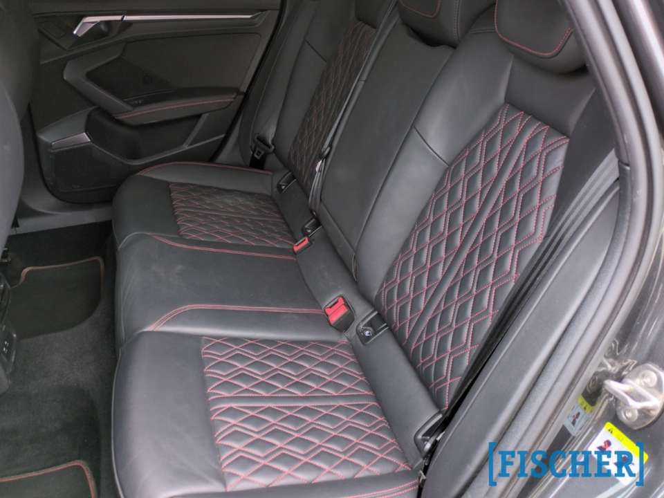Audi S3 - Imagem 14