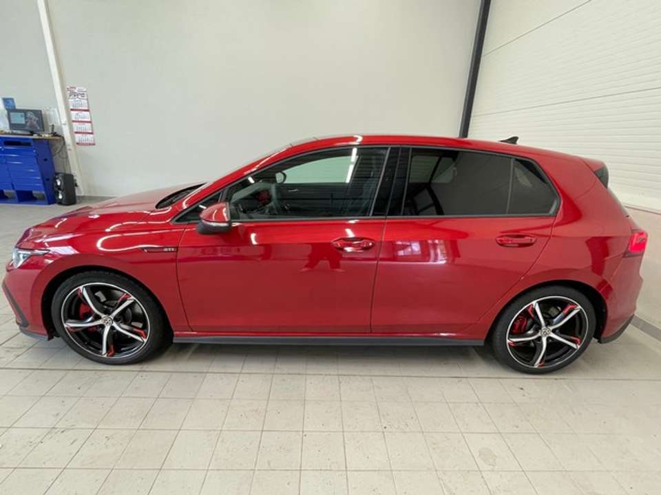 Volkswagen Golf - Imagem 4