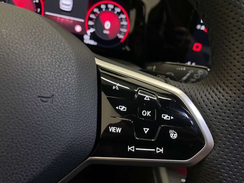 Volkswagen Golf - Imagem 15