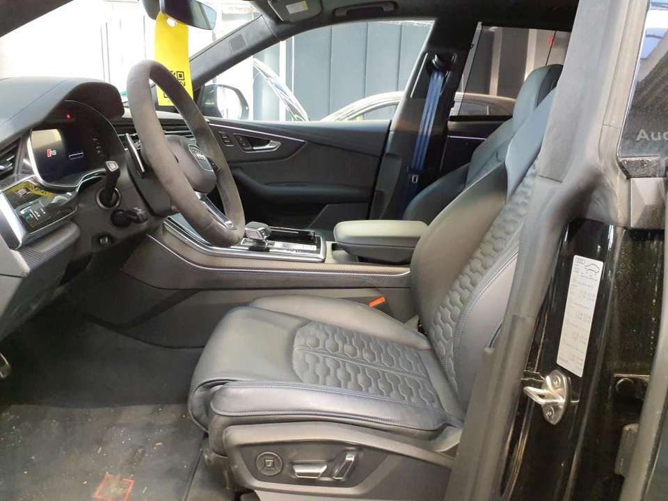 Audi RS Q8 - Imagem 6