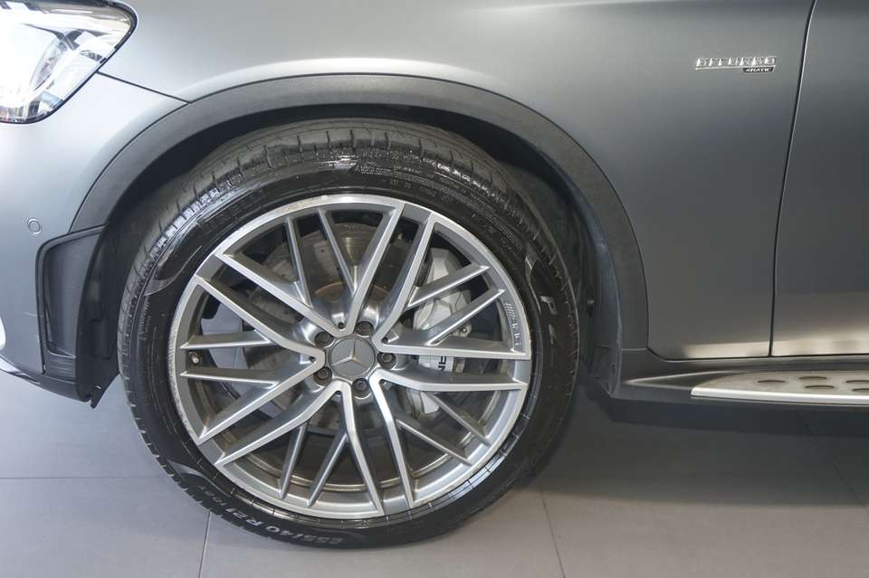 Mercedes-Benz GLC 43 AMG - Imagem 4
