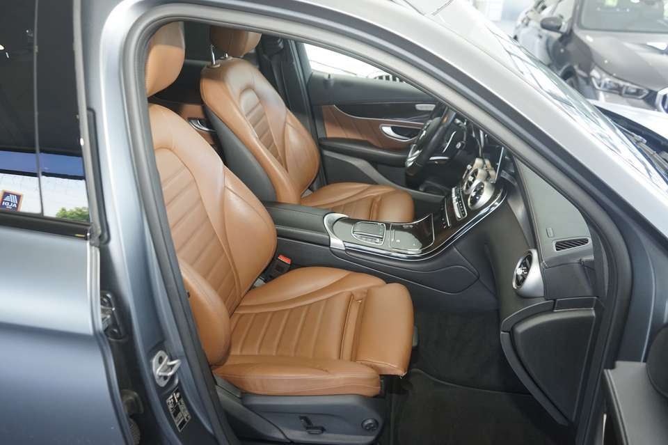 Mercedes-Benz GLC 43 AMG - Imagem 10