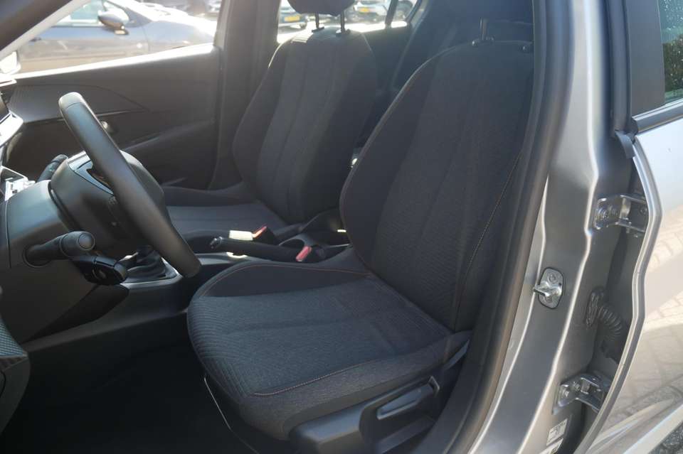 Peugeot 208 - Imagem 11