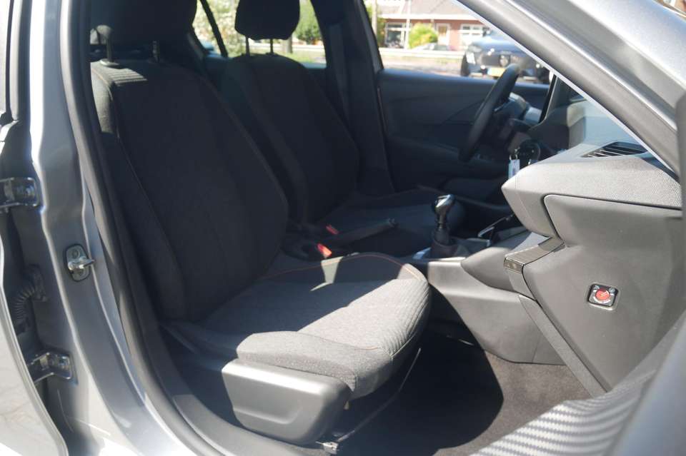 Peugeot 208 - Imagem 13