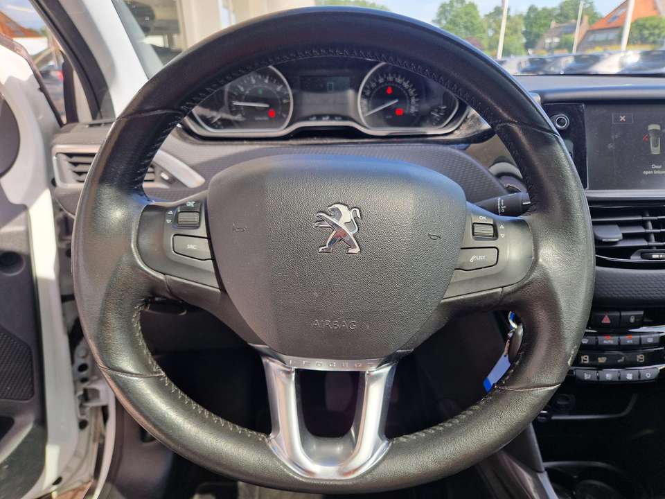 Peugeot 2008 - Imagem 10