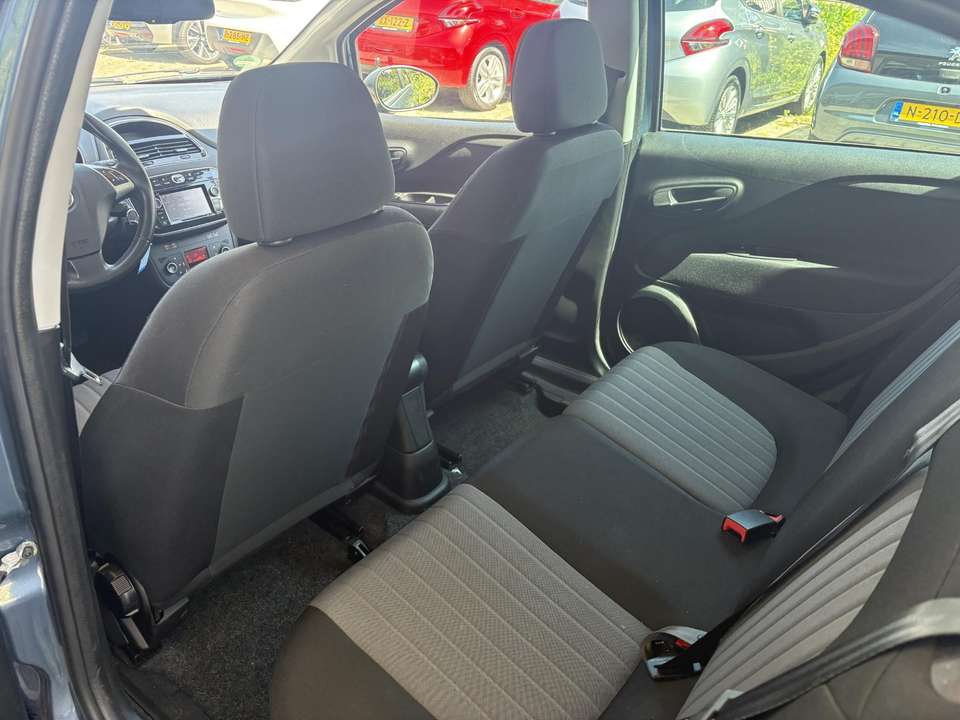 Fiat Punto Evo - Imagem 13