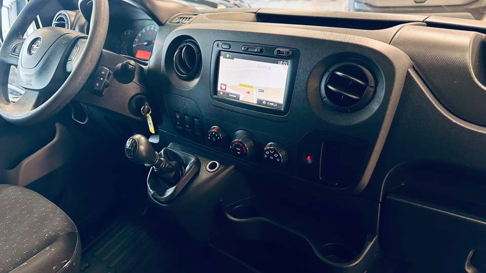 Opel Movano - Imagem 8