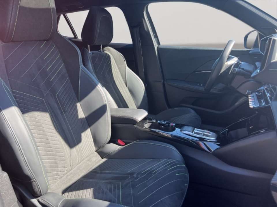Peugeot 2008 - Imagem 9