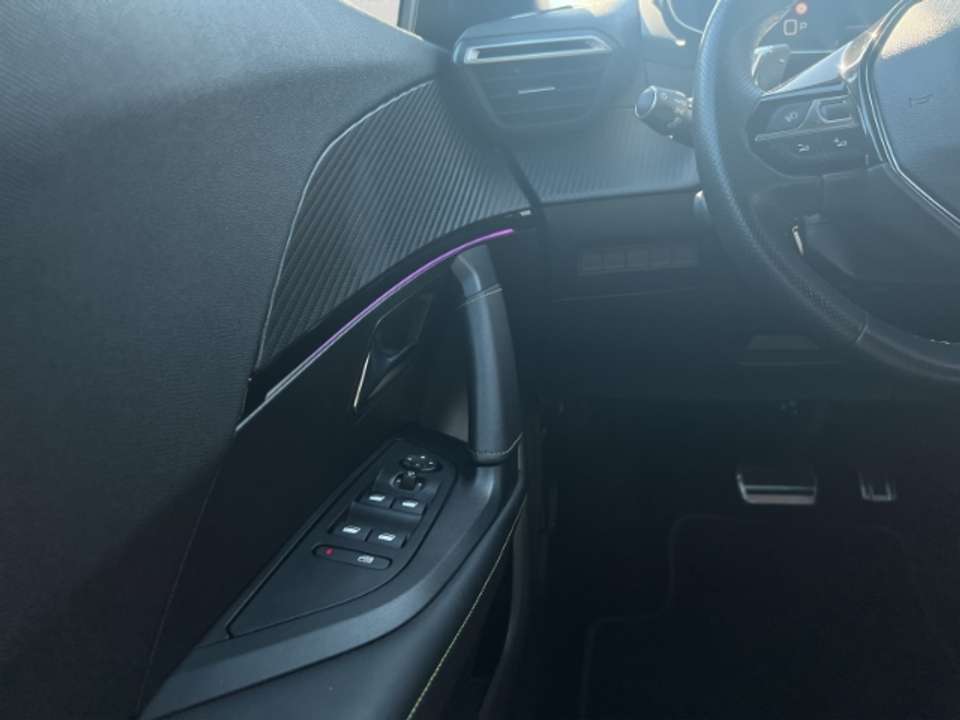 Peugeot 2008 - Imagem 14