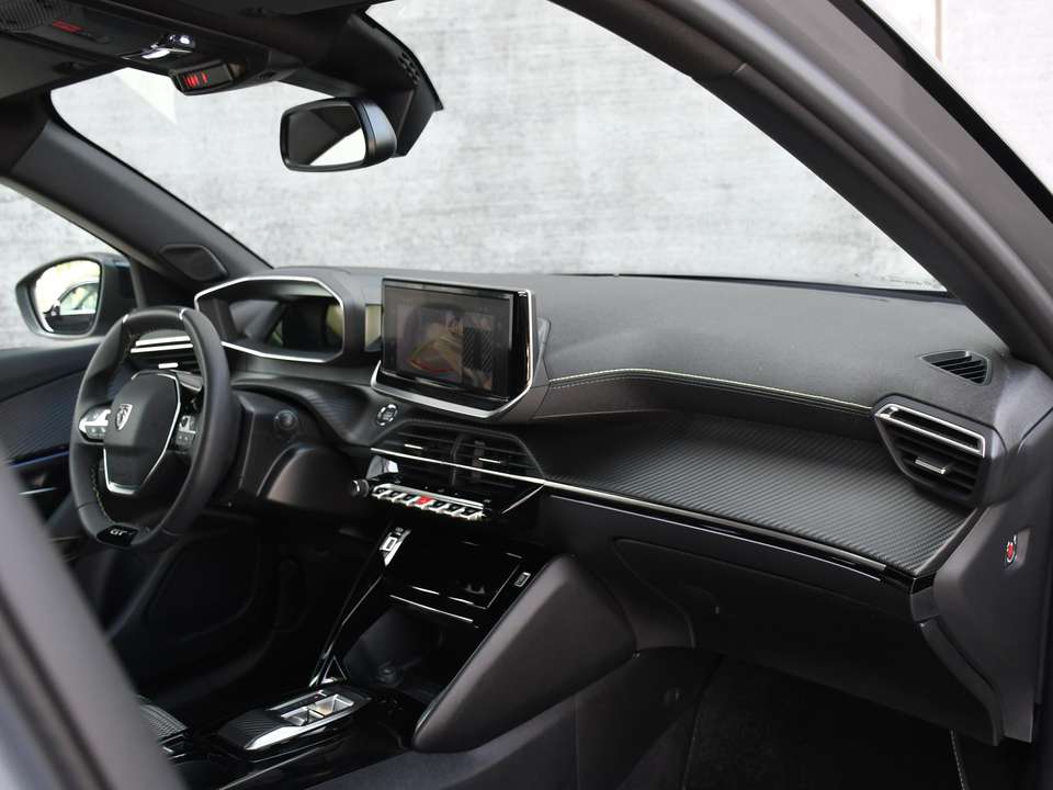 Peugeot e-2008 - Imagem 10