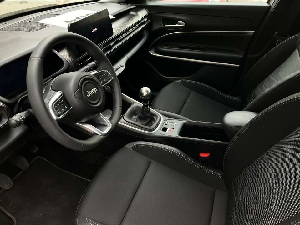 Jeep Avenger - Imagem 8