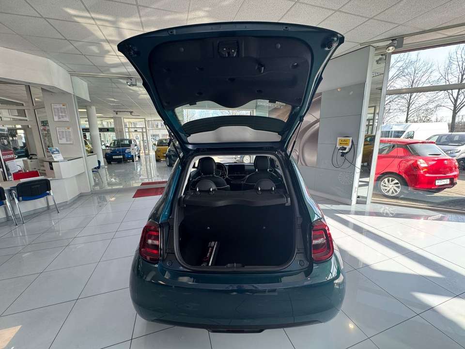 Fiat 500e - Imagem 13