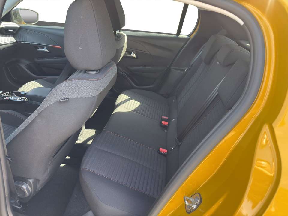 Peugeot 208 - Imagem 14