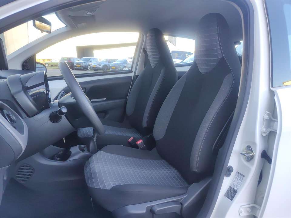 Peugeot 108 - Imagem 8