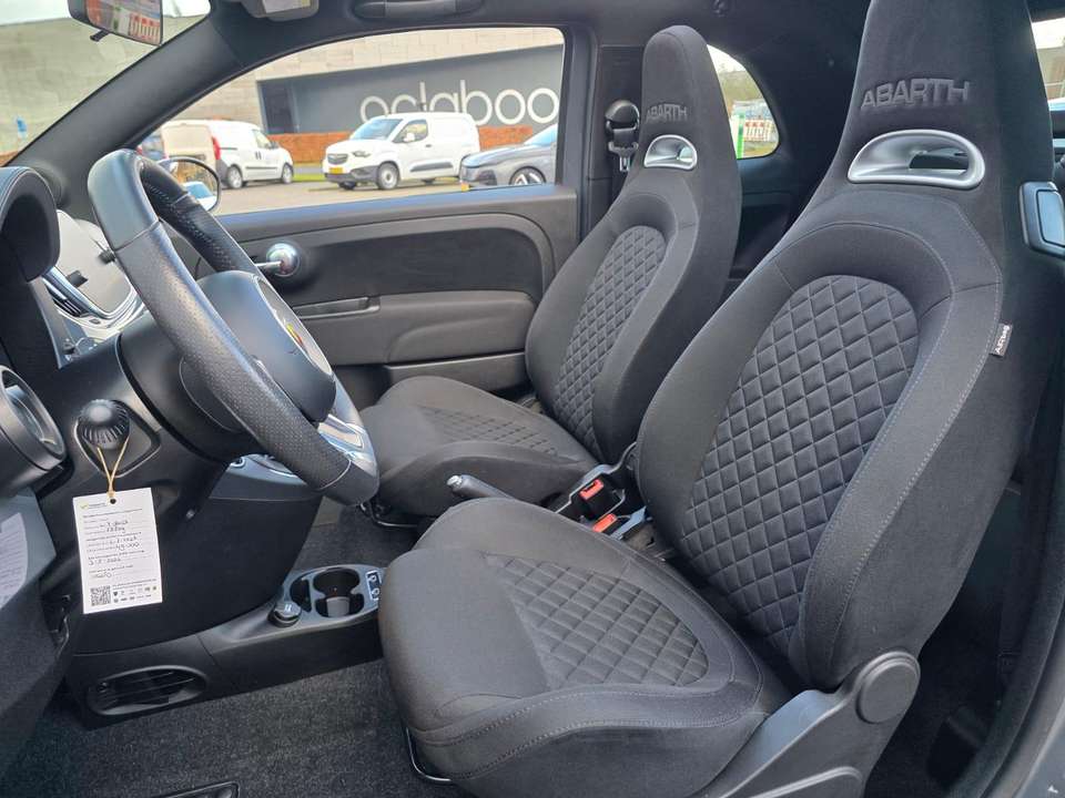Abarth 595C - Imagem 8