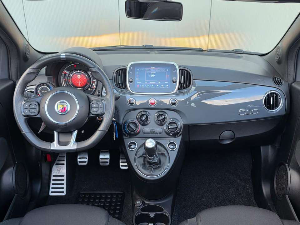Abarth 595C - Imagem 10