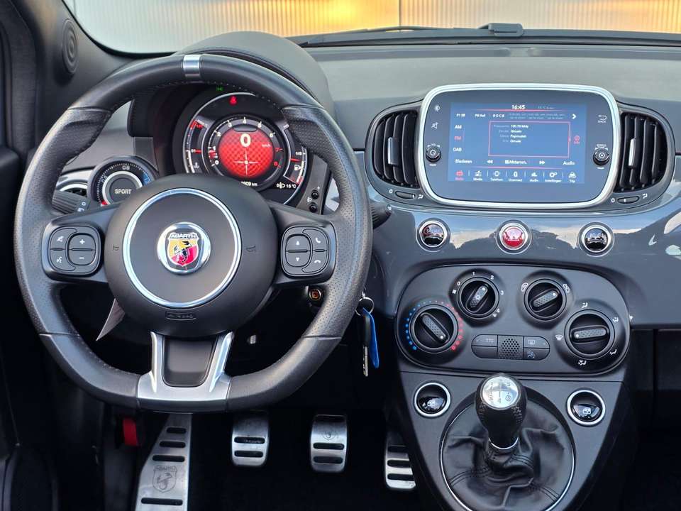 Abarth 595C - Imagem 11