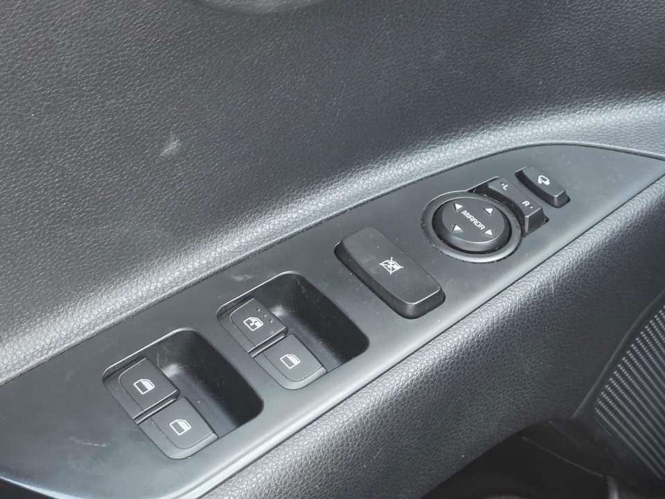 Kia Stonic - Imagem 12