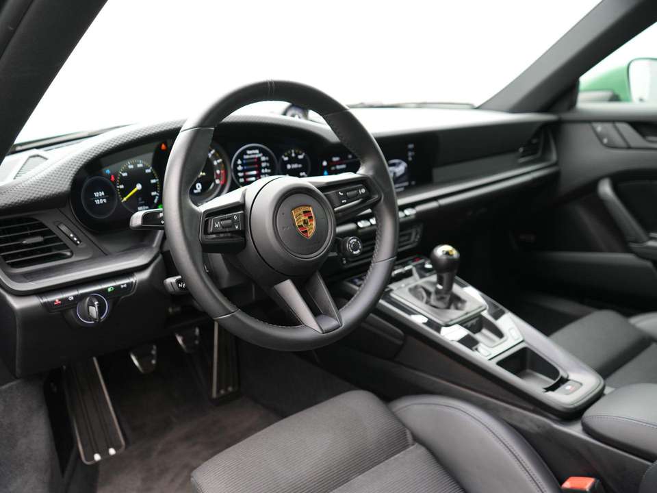 Porsche 992 - Imagem 17
